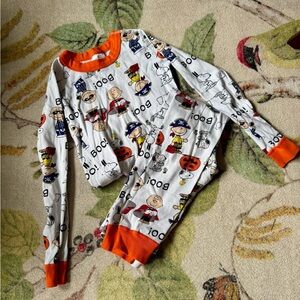 Hanna Andersson Halloween Print Footies - Orange and White